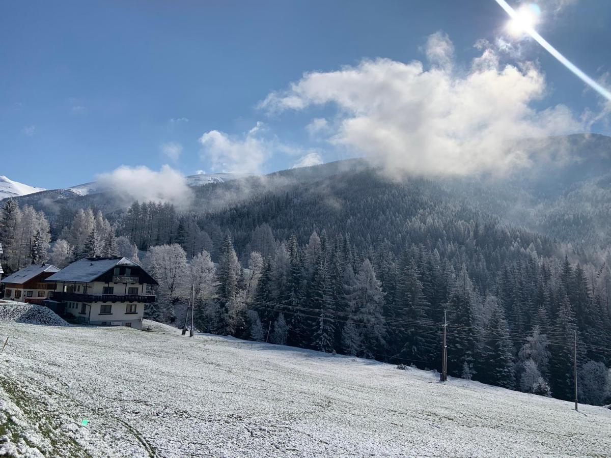 Nockalm Cottage Bad Kleinkirchheim Exterior photo