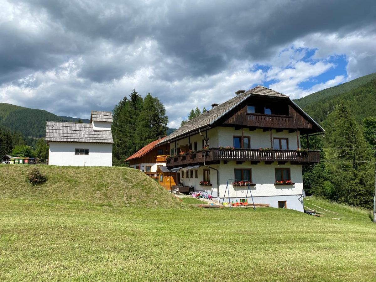 Nockalm Cottage Bad Kleinkirchheim Exterior photo