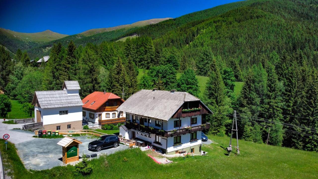 Nockalm Cottage Bad Kleinkirchheim Exterior photo
